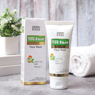 Dermease Green Tea & Charcoal Face Wash with Vitamin C – 100ml